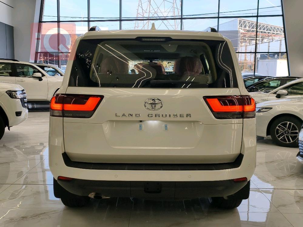 تويوتا لاندكروزر